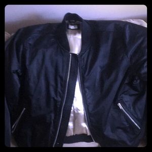 Gap bomber jacket black size 11 beautiful fit